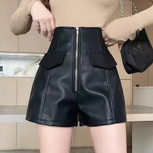 黒ファッション 合成皮革フロントジップ高腰ショートパンツ