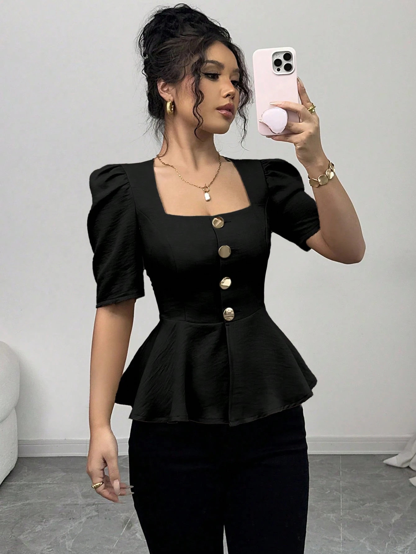 https://fulmo-img-server.com/vizac/4932d5a4-54dd-46b9-b302-aaa755cdc29e.jpg