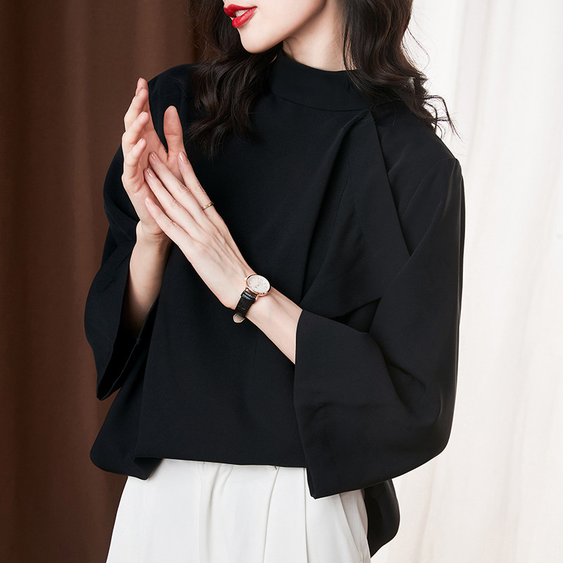黒ファッション 立体切替デザインハイネックシャツ