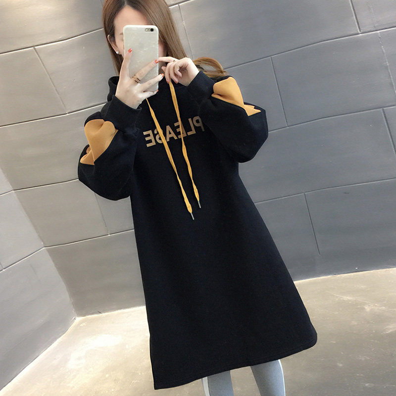 黒ファッション 肩開きデザインロゴ入りロング丈パーカーワンピース