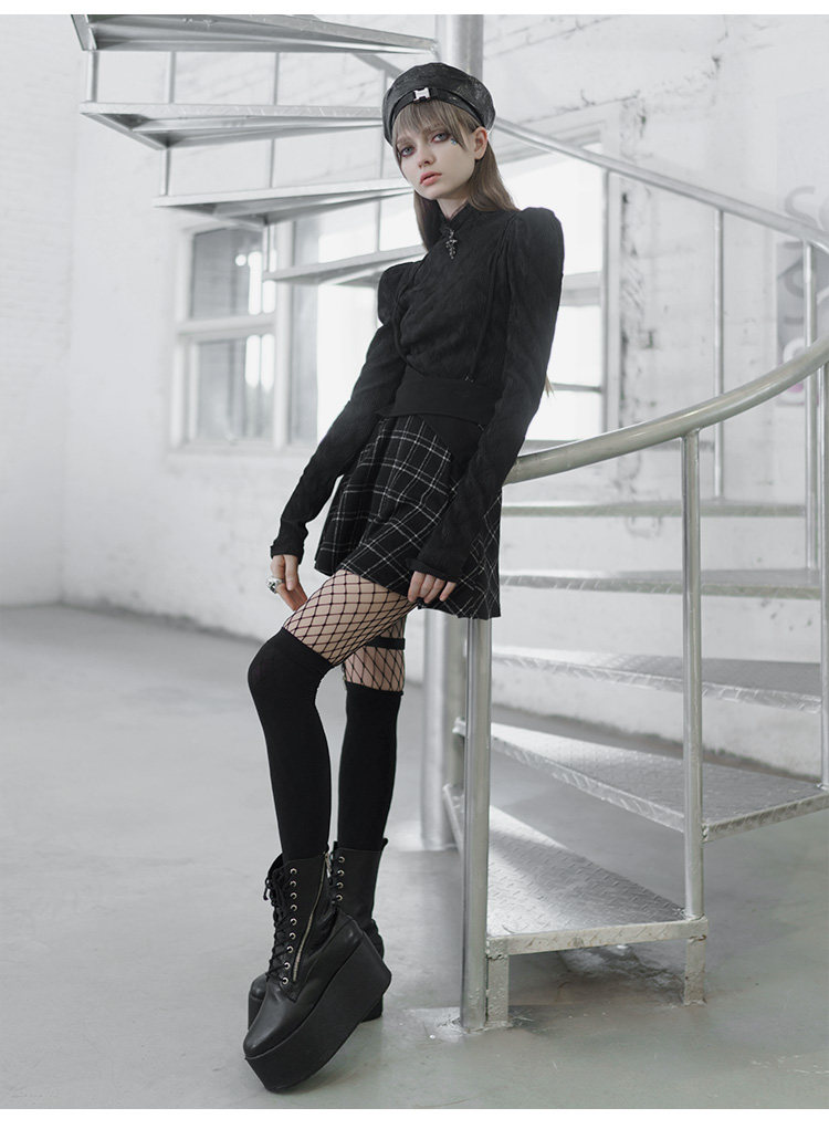https://fulmo-img-server.com/vizac/c01c14ee-0570-4bba-84dd-fc7a3b27e31f.jpg