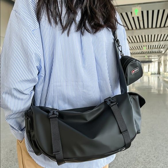 https://fulmo-img-server.com/waistpouch-lab/1761880848246_e3wafkwj_jm3009vs.jpeg
