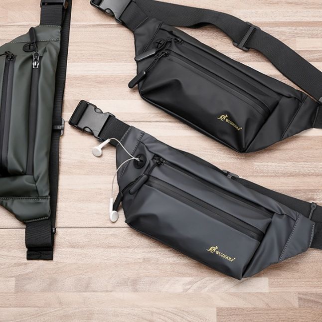 ウエストポーチ