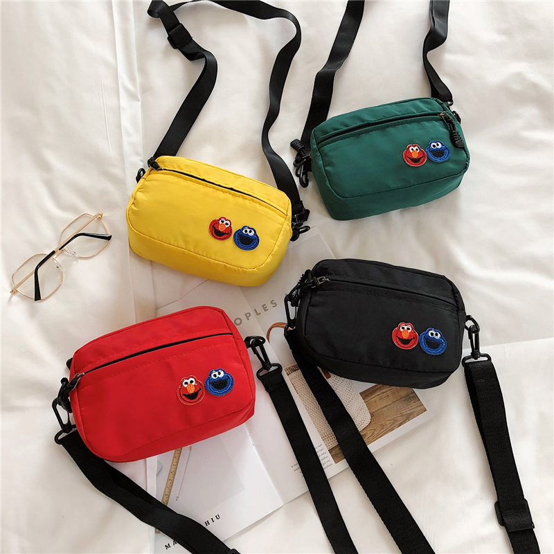 ウエストポーチ かわいいキャラクター刺繍入り多機能ウエストポーチ