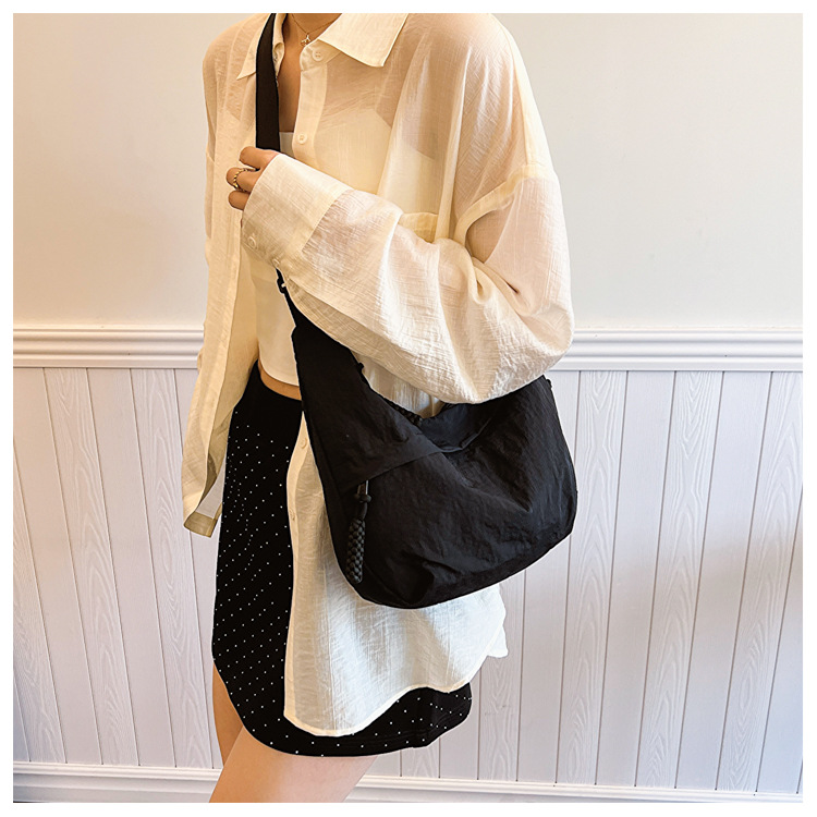 https://fulmo-img-server.com/waistpouch-lab/2299fba5-597d-4de8-81d7-25a35d60cee7.jpg