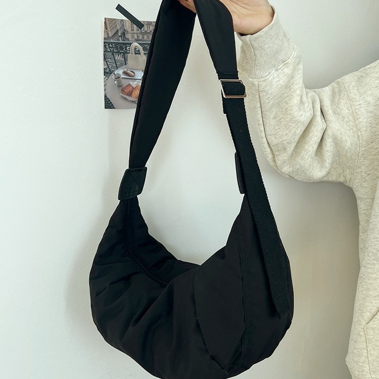 https://fulmo-img-server.com/waistpouch-lab/2b8ccb5f-2a1d-4e70-90d8-7f61ed5ad814.jpg