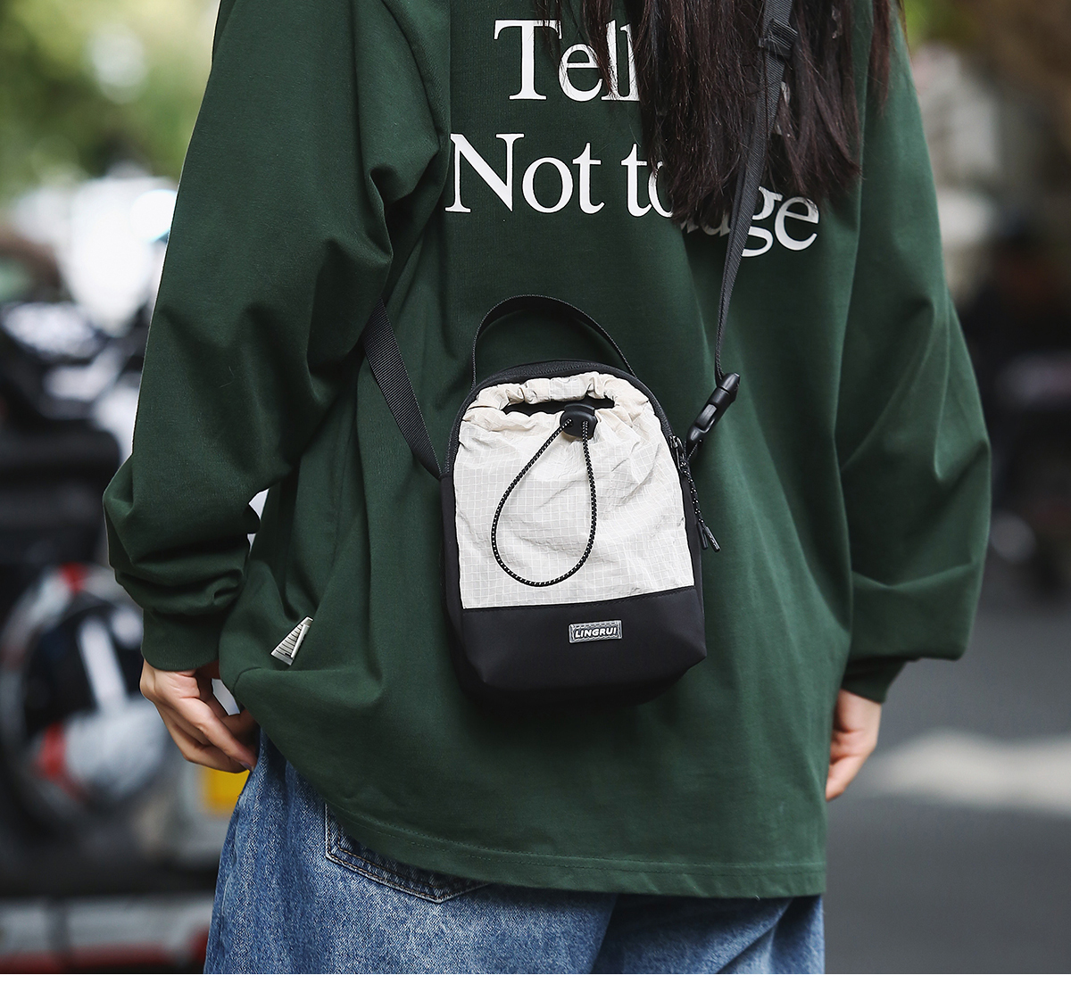 https://fulmo-img-server.com/waistpouch-lab/411591d8-d978-49ee-b783-a95ab219c121.jpg