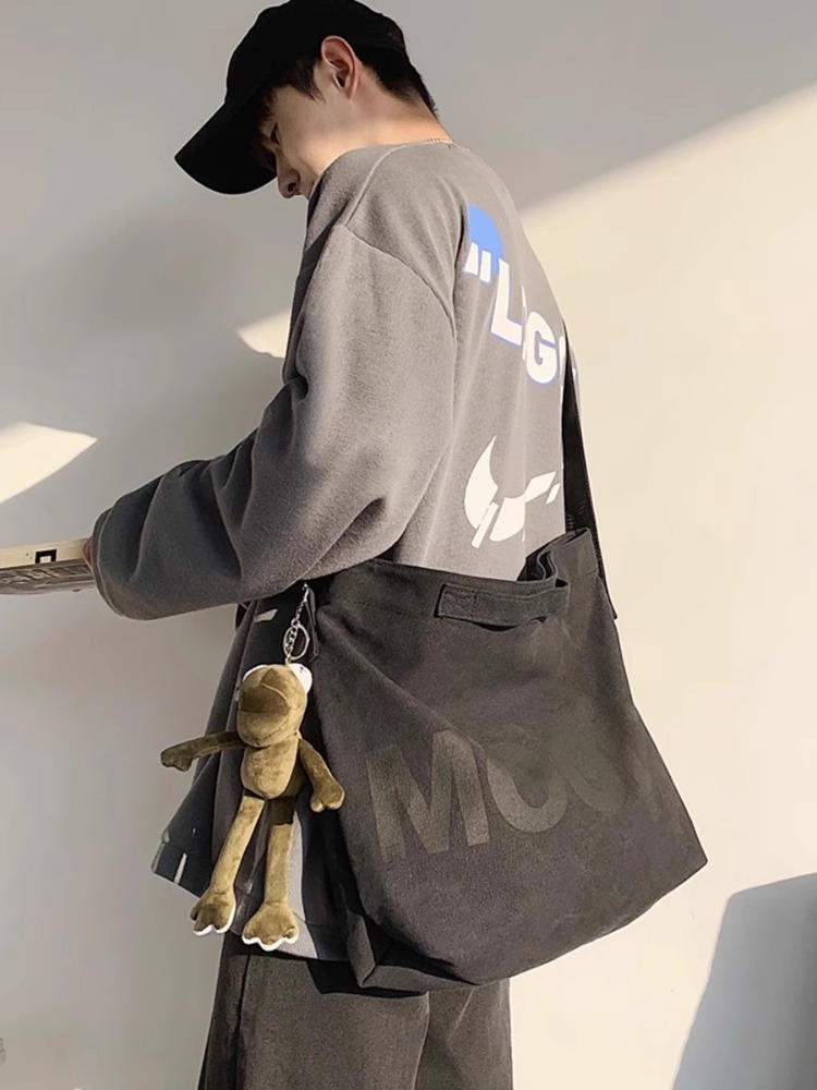 https://fulmo-img-server.com/waistpouch-lab/50bb3655-c09b-4e23-bf91-816ece44a53f.jpg