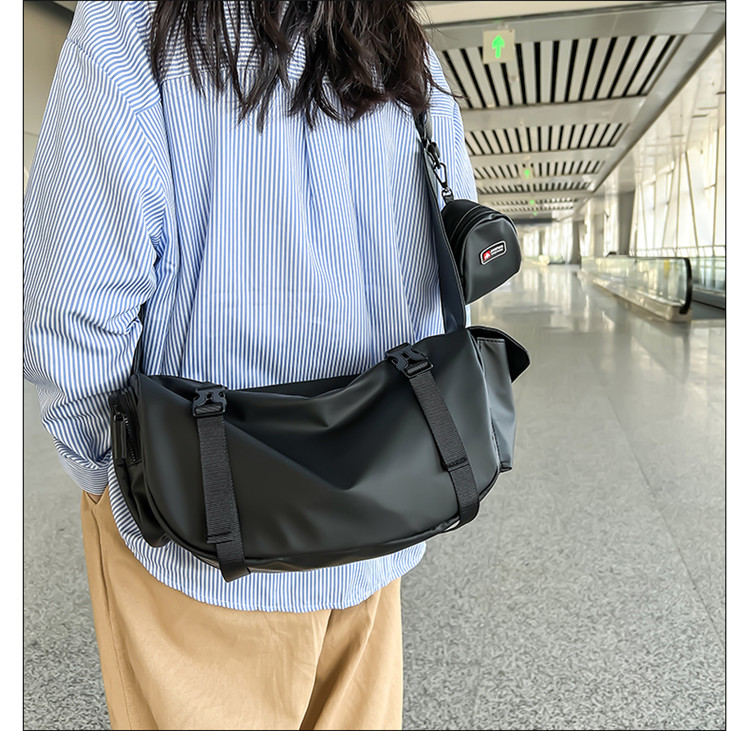 https://fulmo-img-server.com/waistpouch-lab/5d493013-41dd-49a8-85b3-925d3d183406.jpg