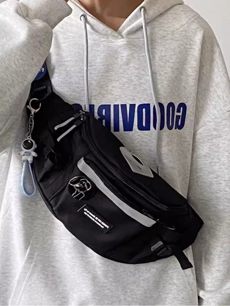 https://fulmo-img-server.com/waistpouch-lab/738cdeae-2f70-4d84-b9bf-47dc3a843350.jpg