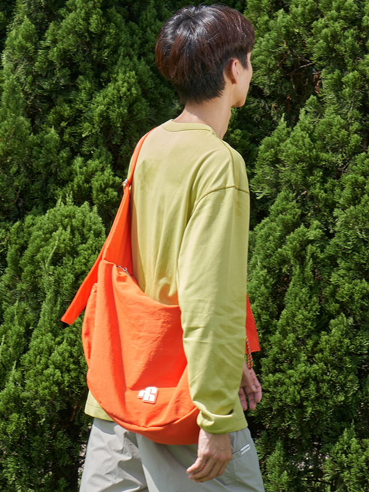 https://fulmo-img-server.com/waistpouch-lab/9812f802-18b3-4af1-8be3-71e88e09187f.jpg