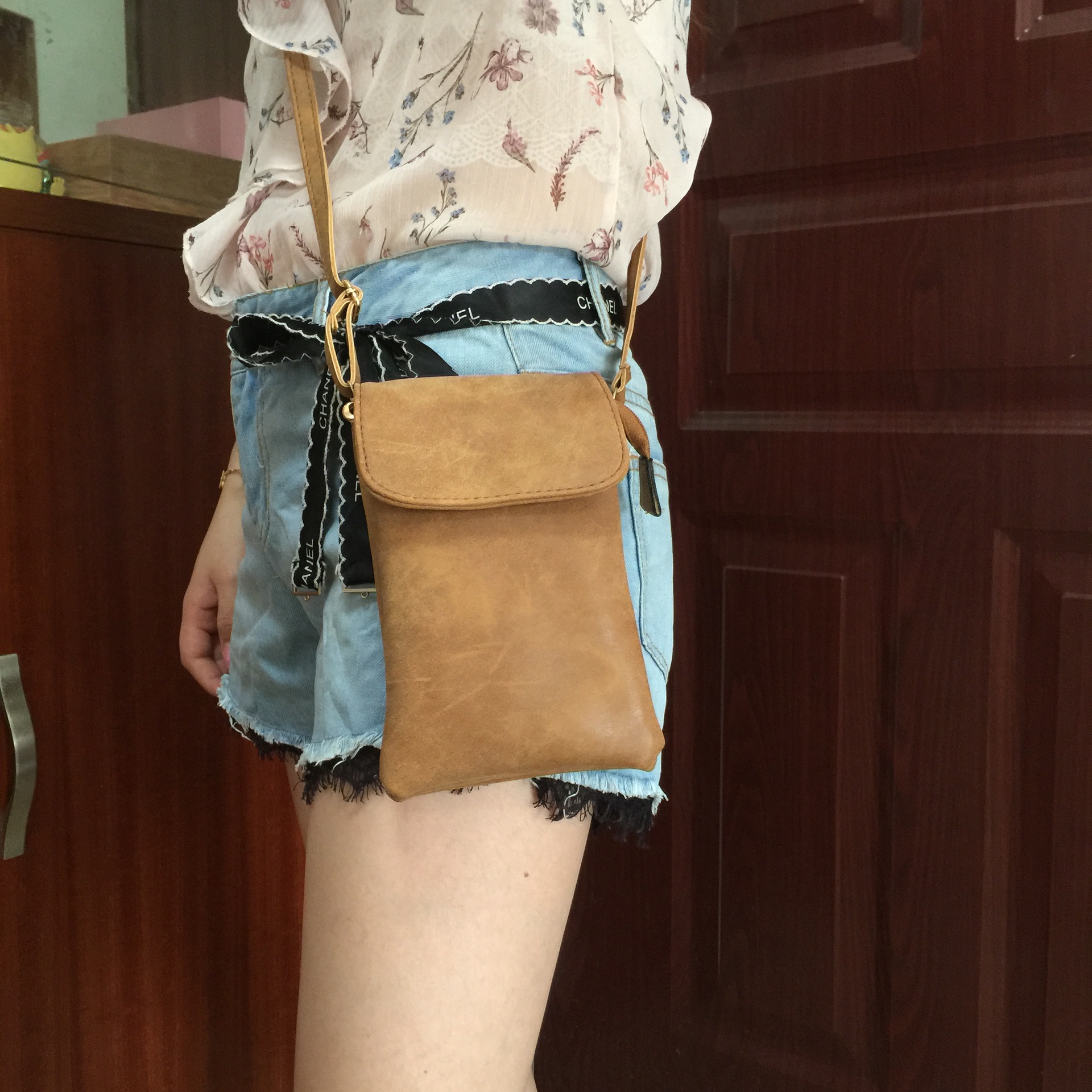 https://fulmo-img-server.com/waistpouch-lab/9d191d22-72fc-4fb9-8c9d-2711cd01e181.jpg