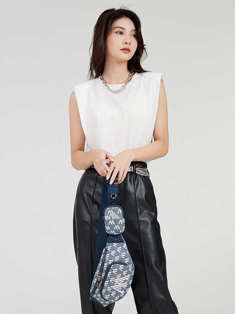 https://fulmo-img-server.com/waistpouch-lab/a22dc712-c058-4d0f-ad2c-6c89de116ac9.jpg