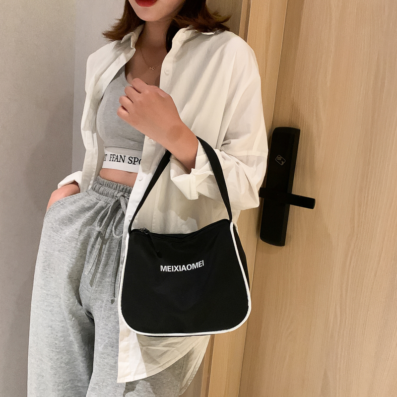 ミニショルダーバッグ