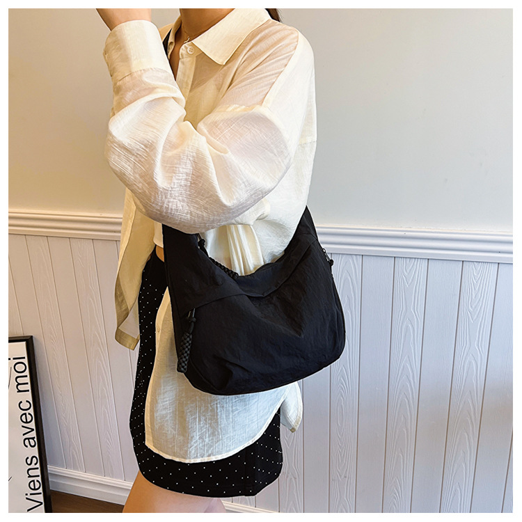 https://fulmo-img-server.com/waistpouch-lab/c4616f6f-67cf-40e4-ba57-3bf625a6c10a.jpg