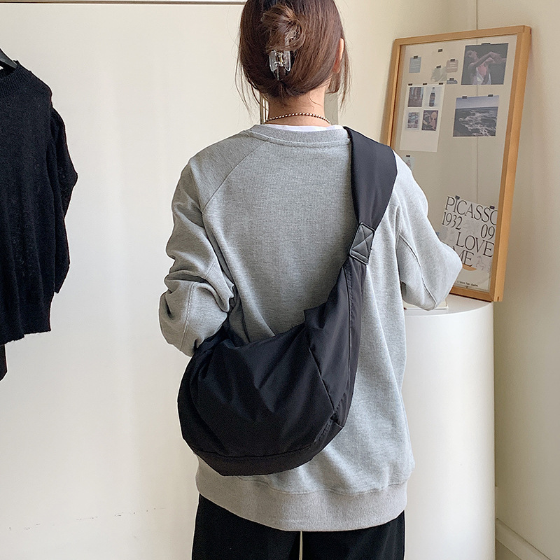 https://fulmo-img-server.com/waistpouch-lab/ca6ccb9d-5153-4a8a-b6a3-de25ca20c416.jpg