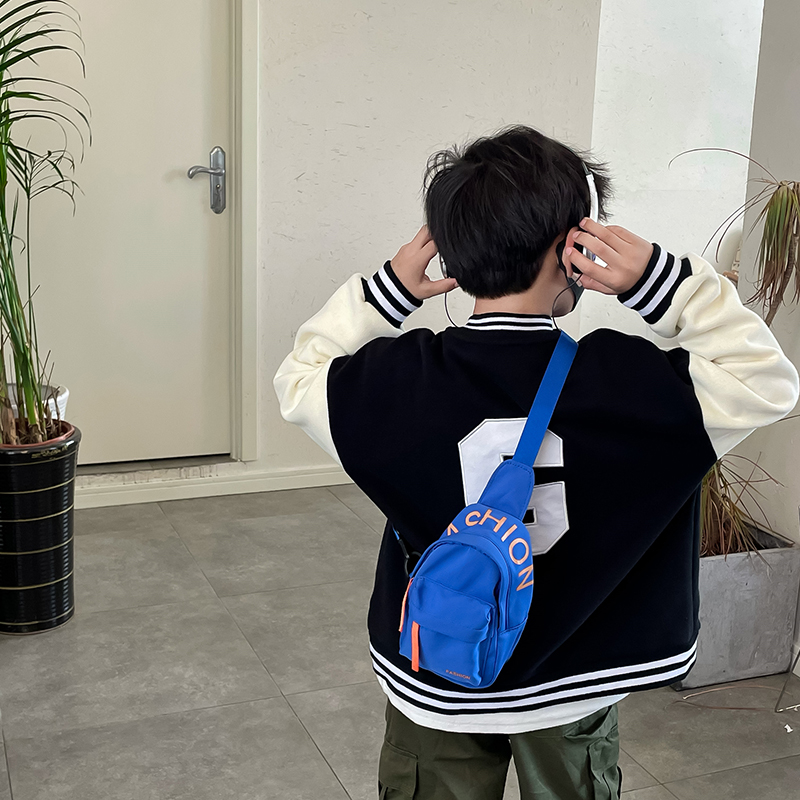 https://fulmo-img-server.com/waistpouch-lab/d521720a-3db7-41b4-8f9d-2d2784bab70f.jpg