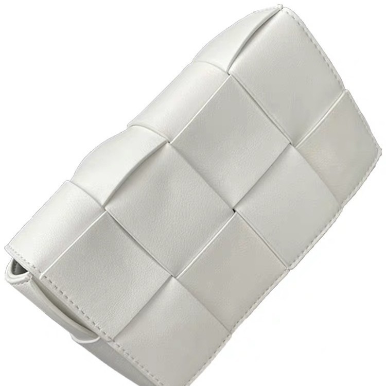 https://fulmo-img-server.com/waistpouch-lab/d6cc3592-0687-47d2-bec3-e94a3d336ed1.jpg