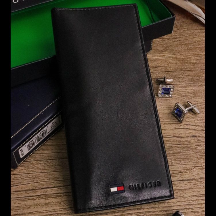 メンズ長財布 紳士の装いに映える薄型長財布