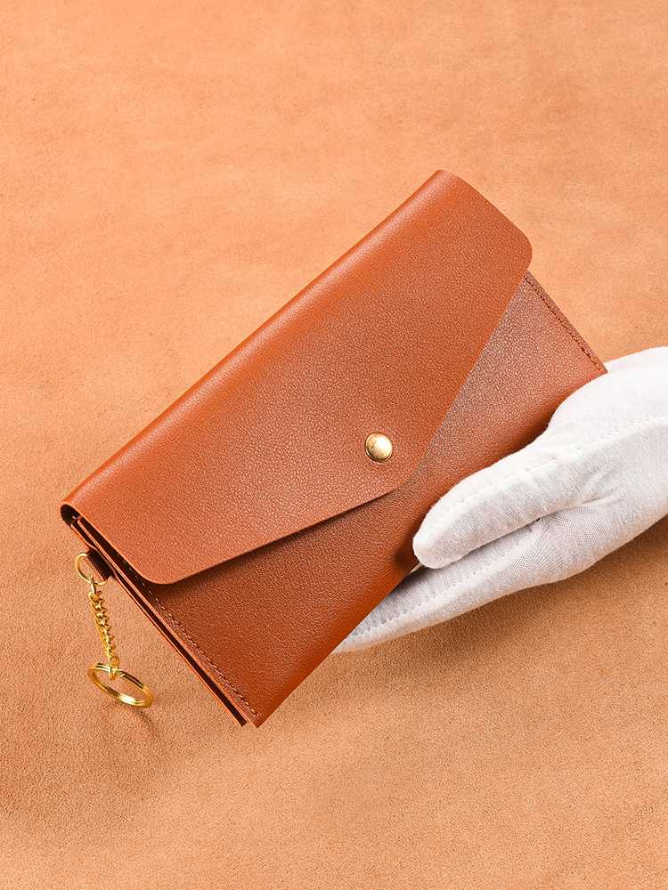 上品なキャメルで毎日をエレガントに！おすすめレディース長財布10選