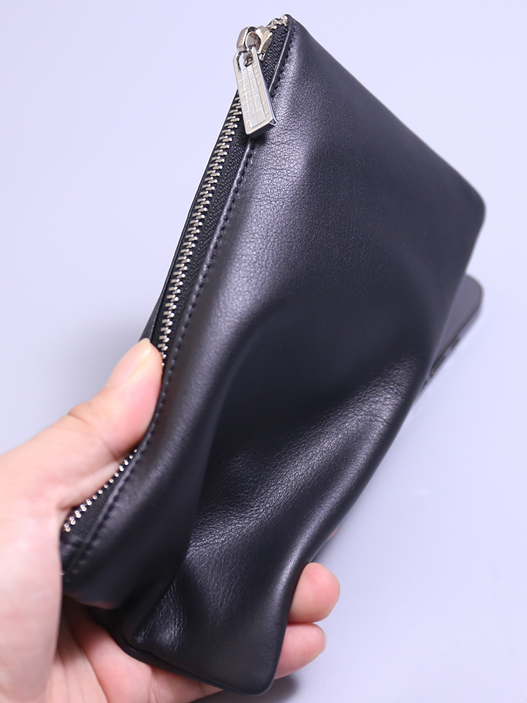 長財布レディース 薄い 上質レザーの薄型ストラップ付長財布