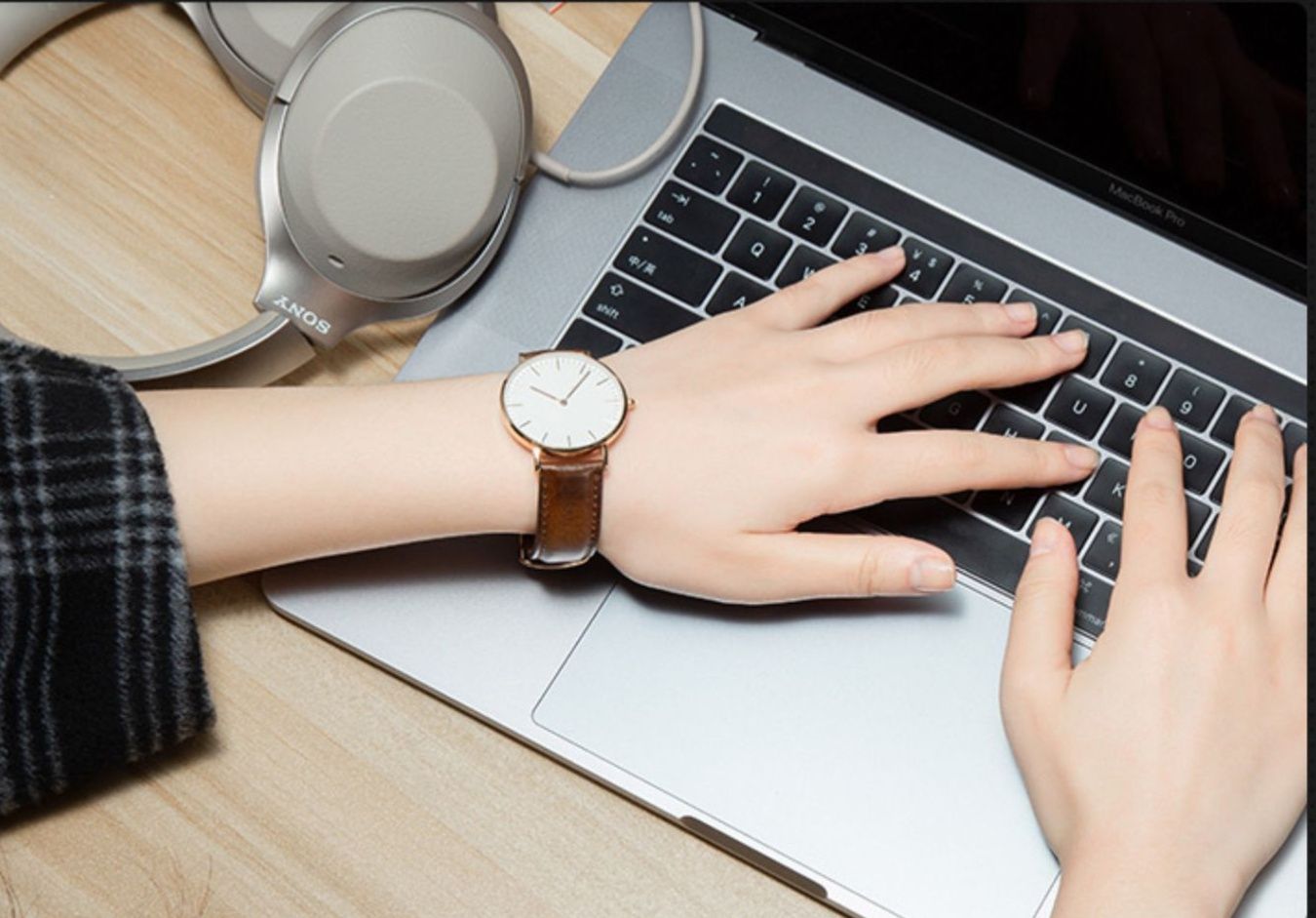 https://fulmo-img-server.com/watchbelt-lab/1758760735190_jeinu1wd_czhh655d.jpeg
