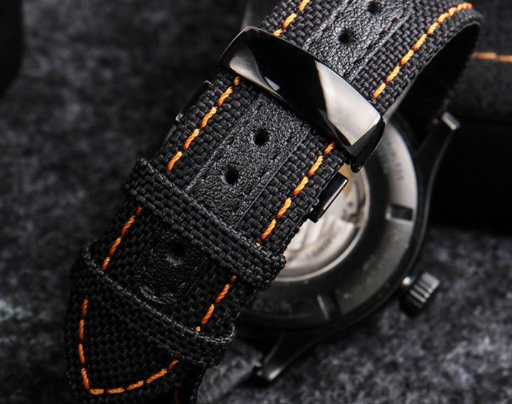 https://fulmo-img-server.com/watchbelt-lab/1759062680470_6bi40wpd_hxtpmiox.jpeg