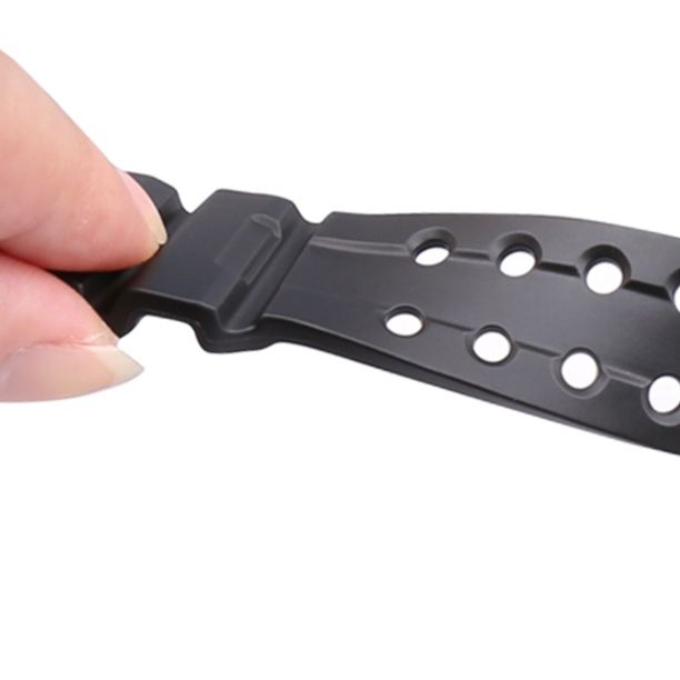 腕時計ベルト 通気性抜群多孔デザインラバー腕時計ベルト