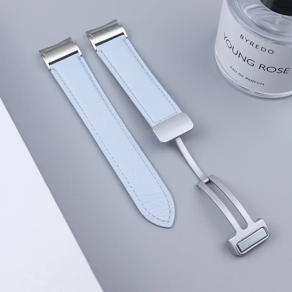 https://fulmo-img-server.com/watchbelt-lab/2970a40d-292a-4acb-8bee-4d2fb4a92fba.jpg