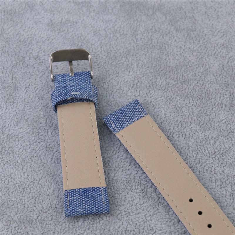https://fulmo-img-server.com/watchbelt-lab/4dafd0a9-cc7f-4c65-9943-3dc9719ea5ac.jpg
