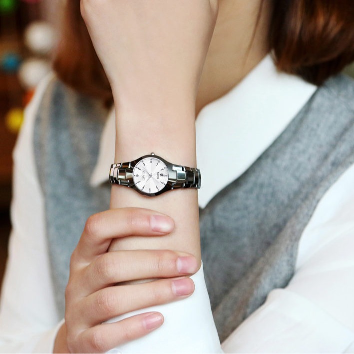 幅広コマ式ステンレス製腕時計ベルト