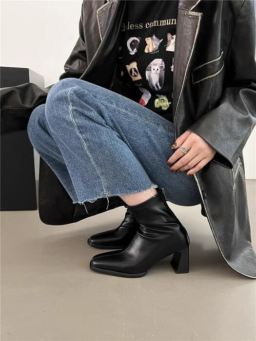 https://fulmo-img-server.com/waverry/0f7d7e90ae1601a87e1f27411a2074d0.jpg