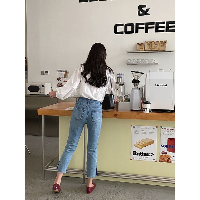 https://fulmo-img-server.com/waverry/3b44063f5cf12f1994e786897e73b024.jpg