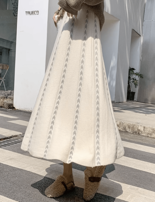 骨格ウェーブプリーツロングニットフレアスカート