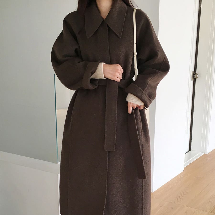 骨格ウェーブ服ベルト付きロングアウターコート