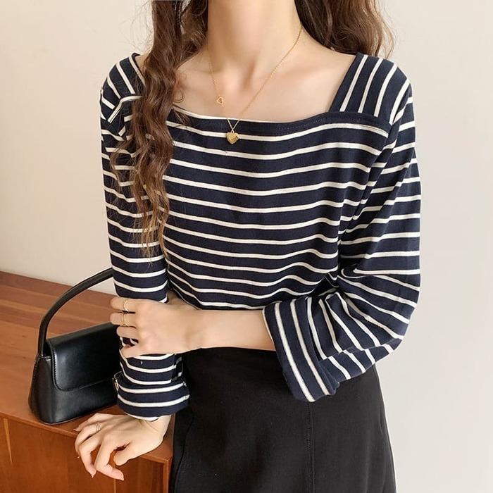 https://fulmo-img-server.com/waverry/504c6b48601160dc14772519d6e0fddf.jpg