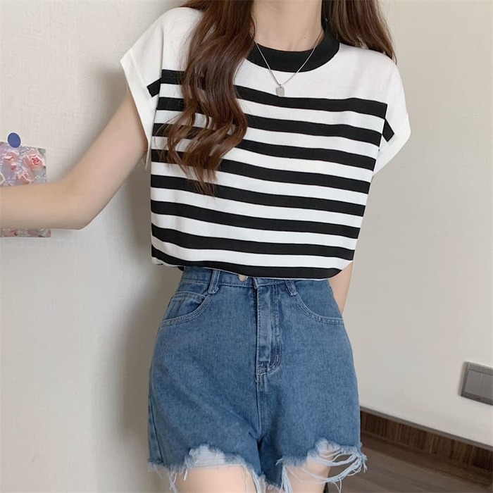 https://fulmo-img-server.com/waverry/5cf08bd6897bbe11786df07041ab2ad7.jpg