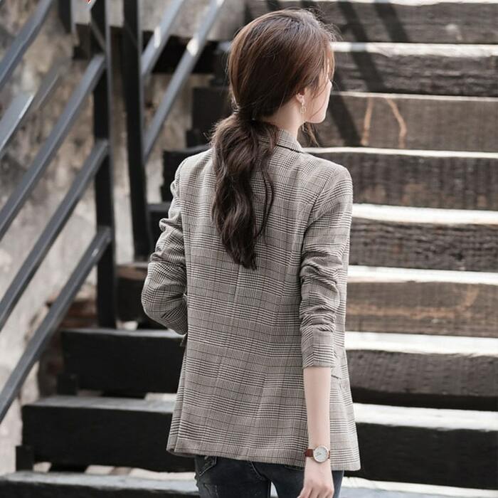 https://fulmo-img-server.com/waverry/67b048d40a10b44db517ecf68f84a1a9.jpg