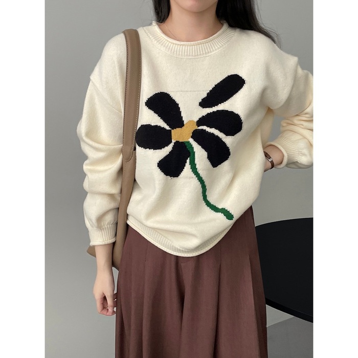 骨格ウェーブ花刺繍ニットトップス