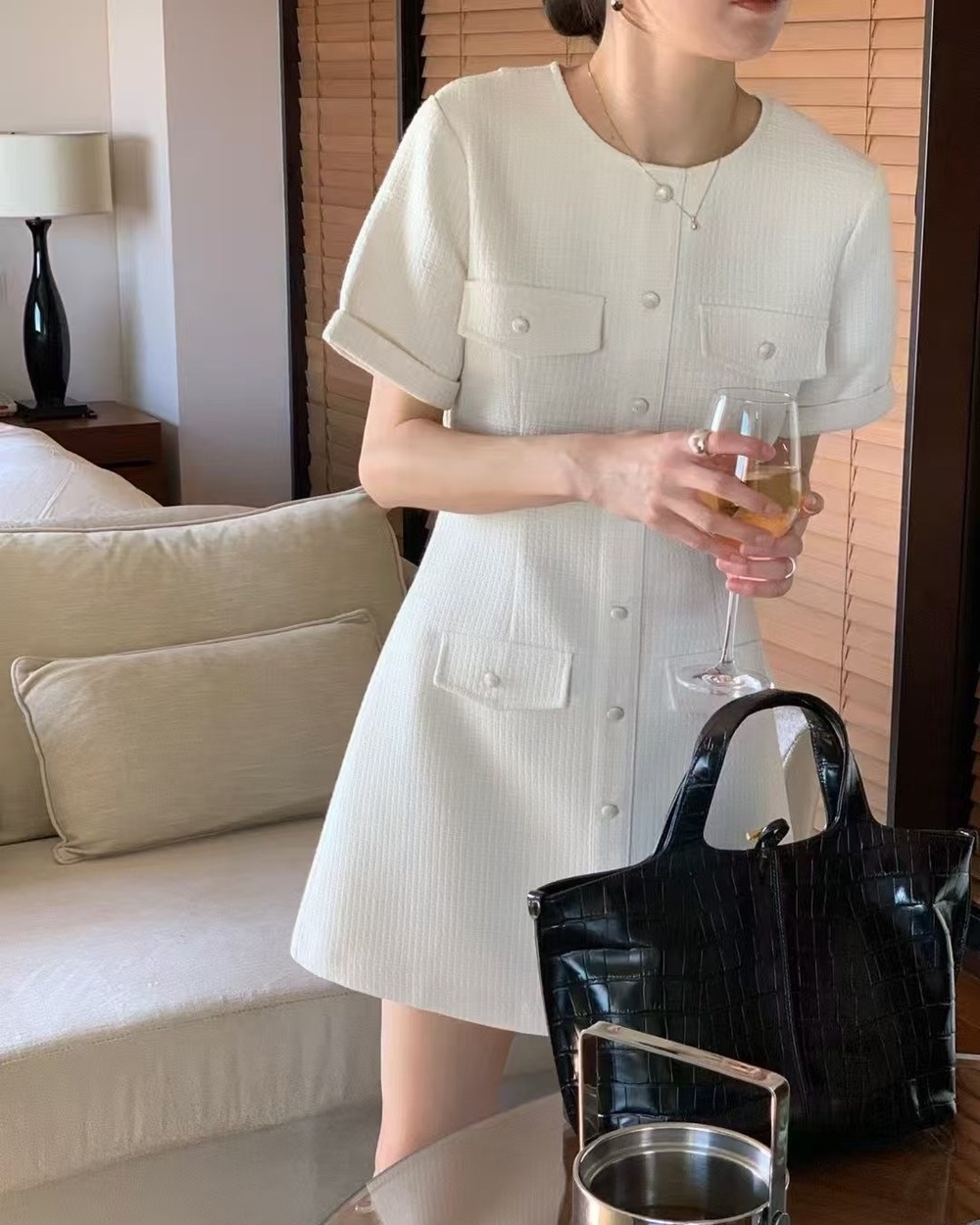 https://fulmo-img-server.com/waverry/97c607cfc6b2a87a1a6af4c6bbf45f21.jpg