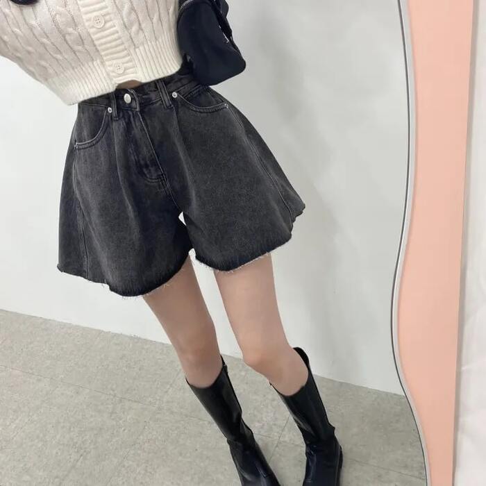 https://fulmo-img-server.com/waverry/bf9b26f3dd17541b80ef1c1170b10790.jpg
