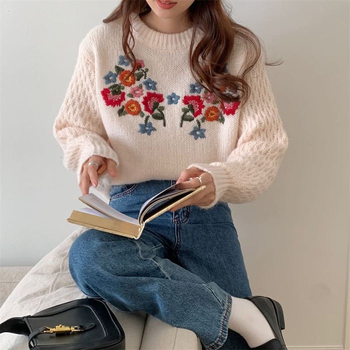骨格ウェーブ服花柄ニットトップス
