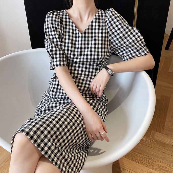 https://fulmo-img-server.com/waverry/ef155f995fc58c75f64ace8e195c6b71.jpg