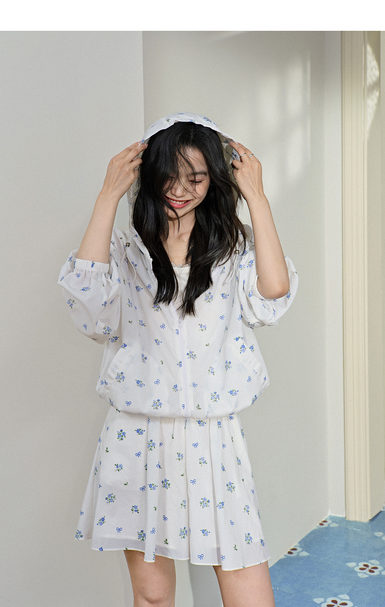 白コーデ 優美な花柄リボン模様ワンピース
