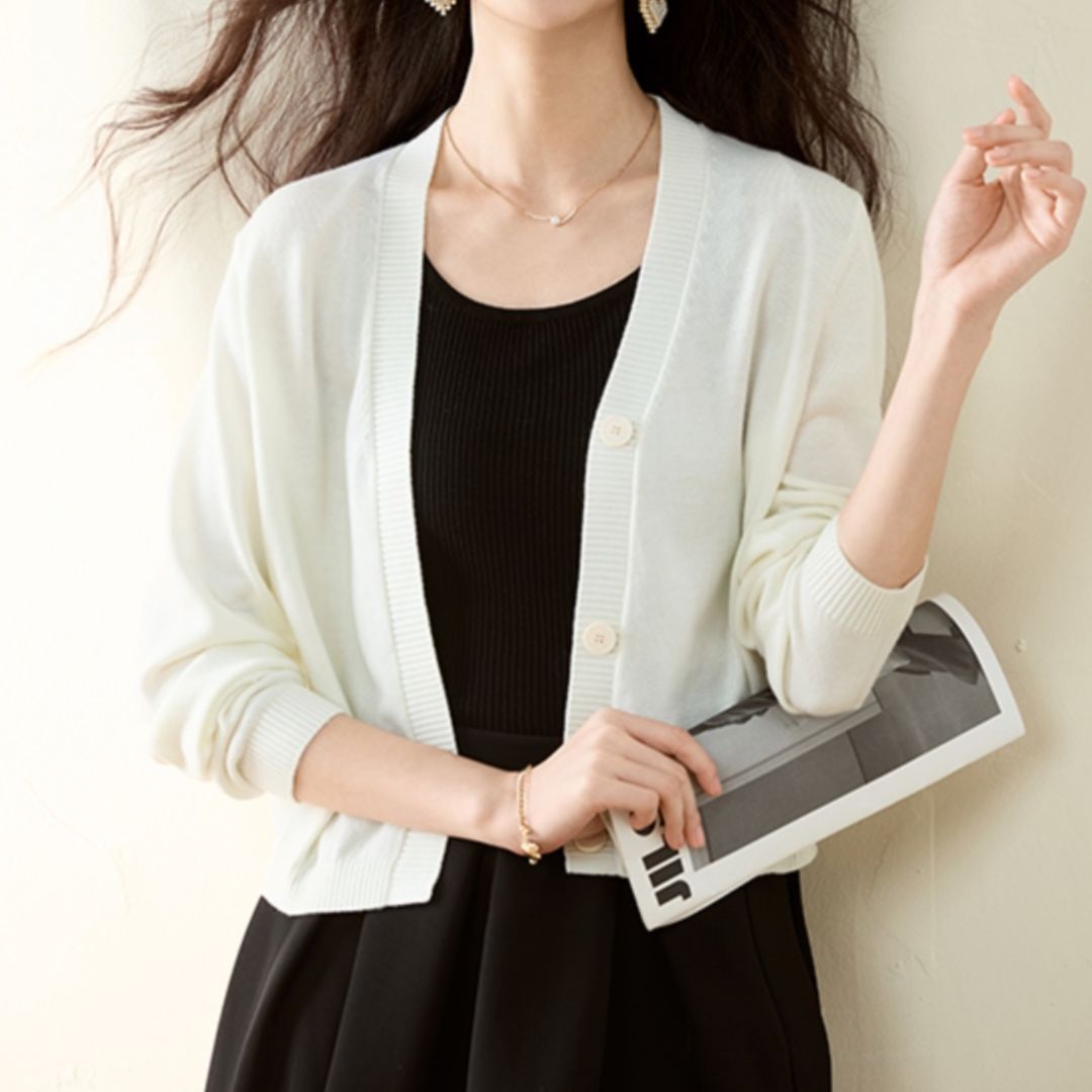 https://fulmo-img-server.com/whiteclass/1752765253460_ognuo0zo_k2jq9ygo.jpeg