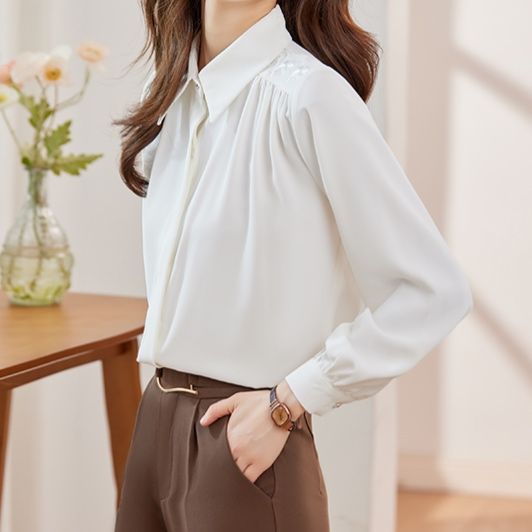 https://fulmo-img-server.com/whiteclass/1753375946062_d1zxdy9d_7zt5ya4o.jpeg