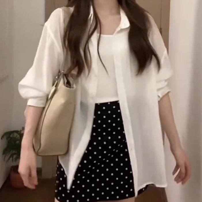 白コーデ ゆったりシルエット長袖オーバーシャツ