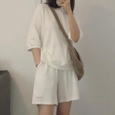 https://fulmo-img-server.com/whiteclass/1754052755581_rk1nixdc_ymy8bcje.jpeg