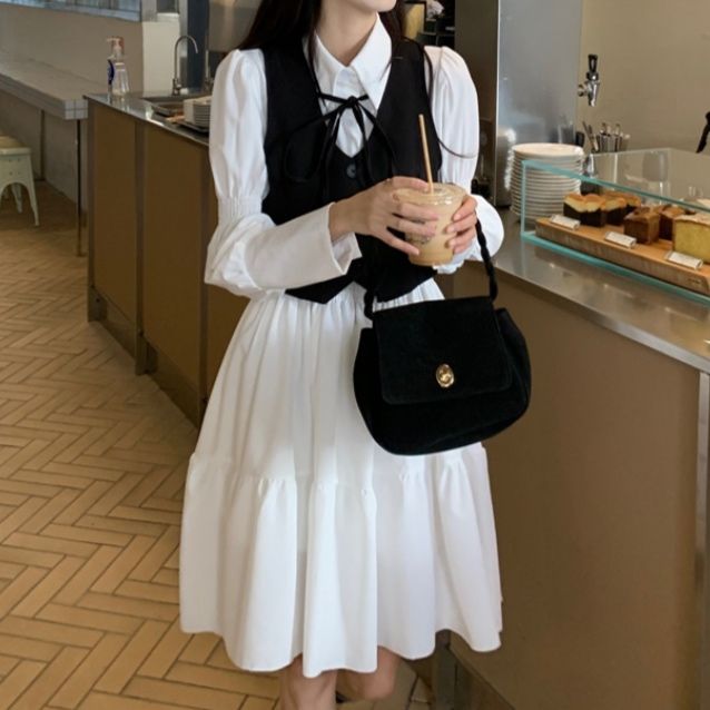 白コーデ リボン付きベスト重ね着風ワンピース