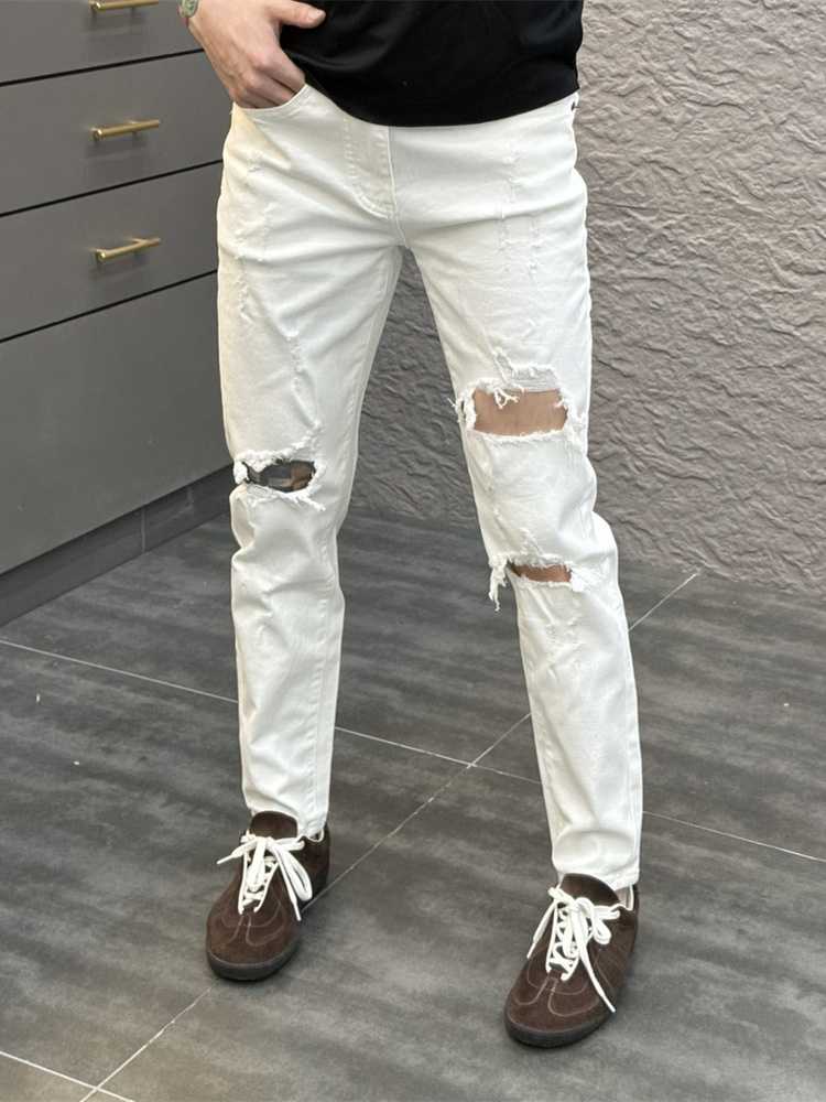 毎日のおしゃれが楽しくなる!ジャケットにも合う白のデニムコーデで印象アップを叶えるアイテム5選